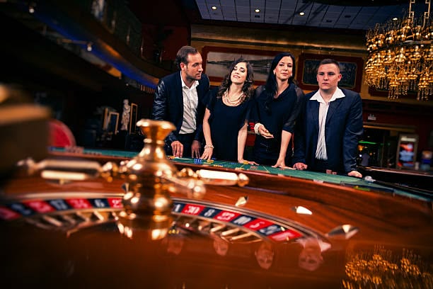 Beliebte Softwareanbieter im Live-Casino-Bereich